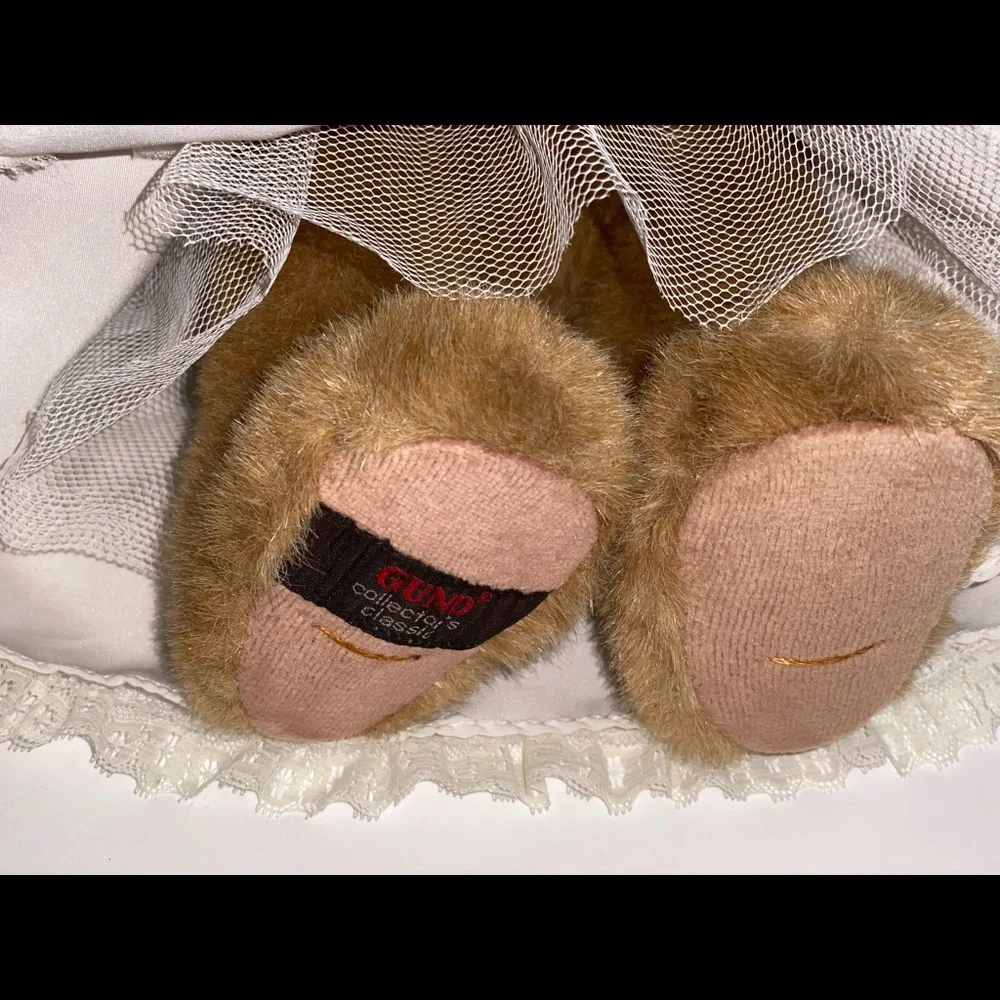 GUND 1990 JUST VINTAGE BEGUND 2250 &2251 WEDDING BRIDE & GROOM TEDDY BEAR